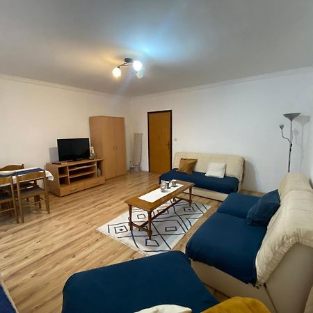 Apartmani Dora Leskovac Leskovac  Esterno foto
