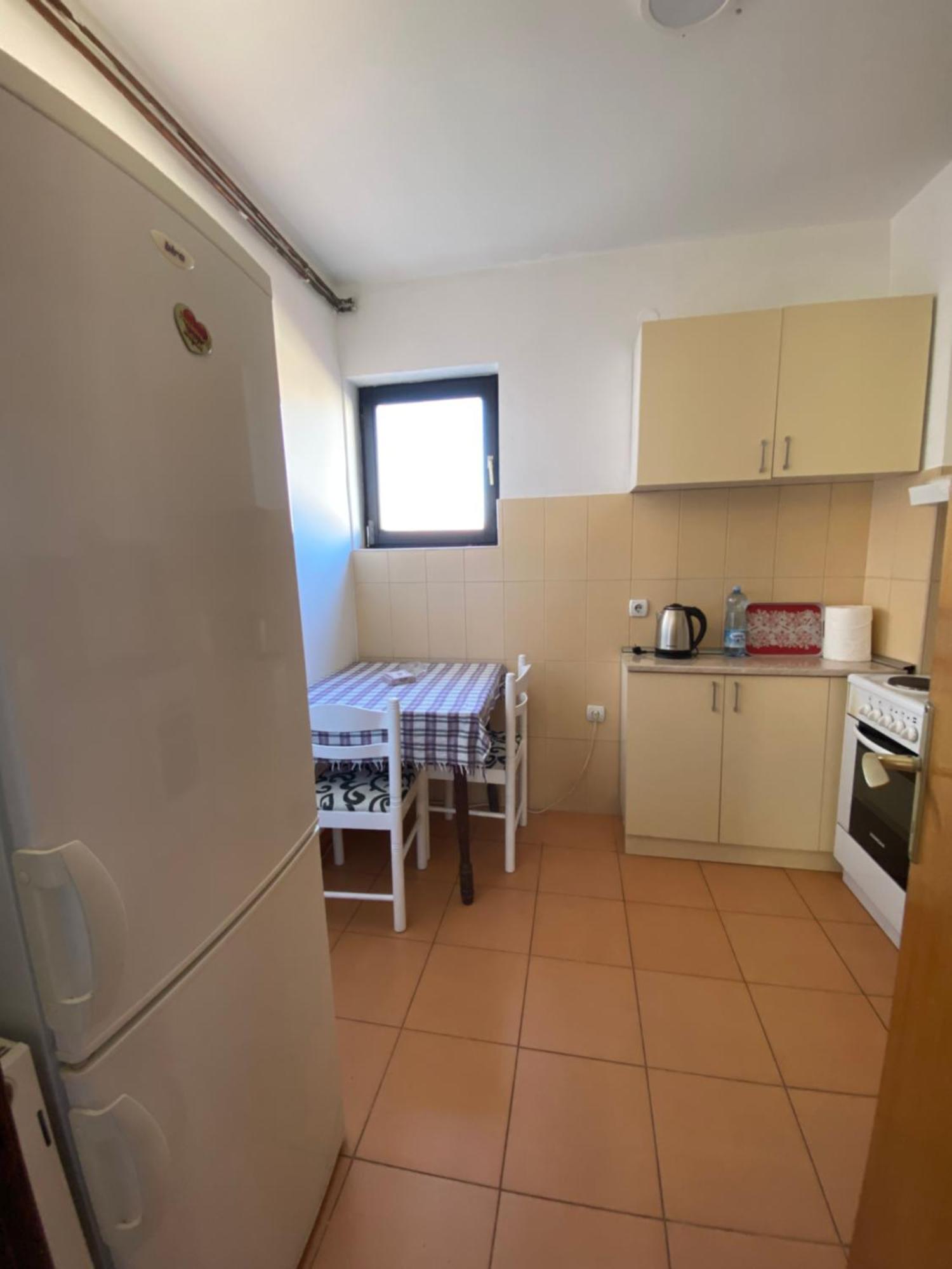 Apartmani Dora Leskovac Leskovac  Esterno foto