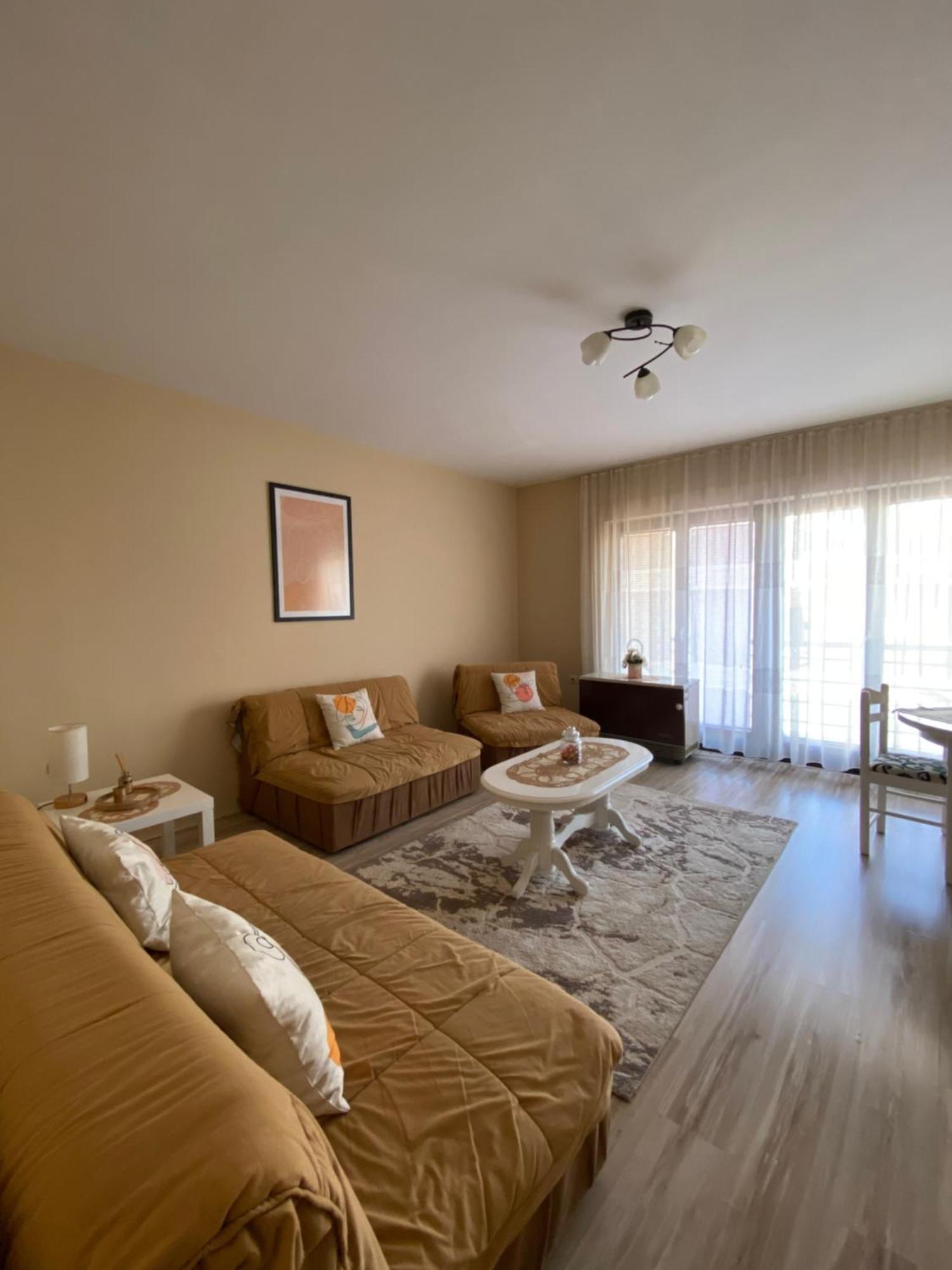 Apartmani Dora Leskovac Leskovac  Esterno foto